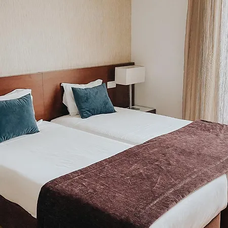 Hotel Coroa De